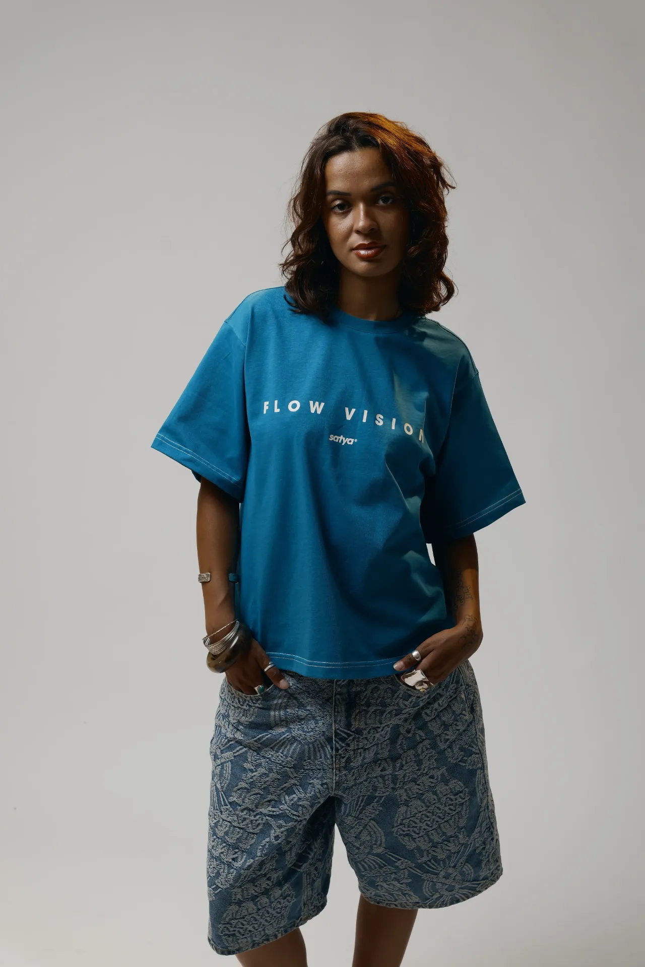 [FVOTXS] Flow Vision X Satya (Official Tee-Shirt) (Extra Small)